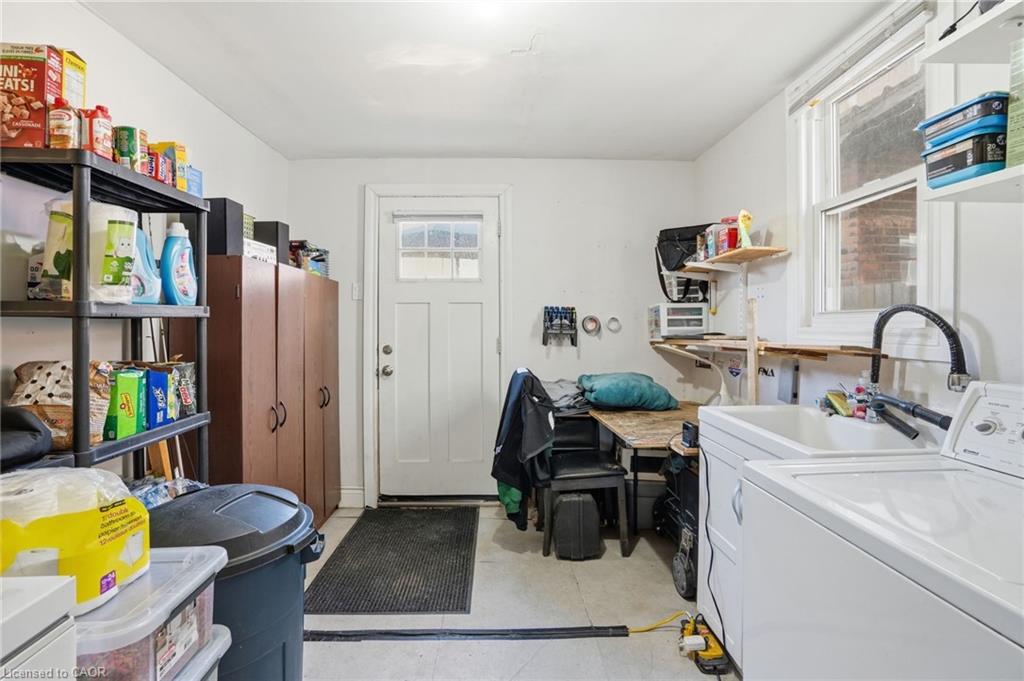 75 Niagara Street Property Photo 15