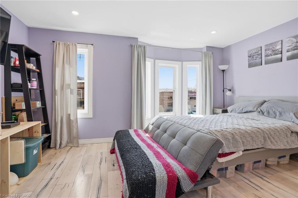 75 Niagara Street Property Photo 25