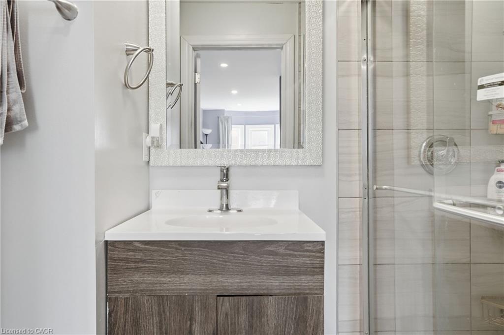 75 Niagara Street Property Photo 30