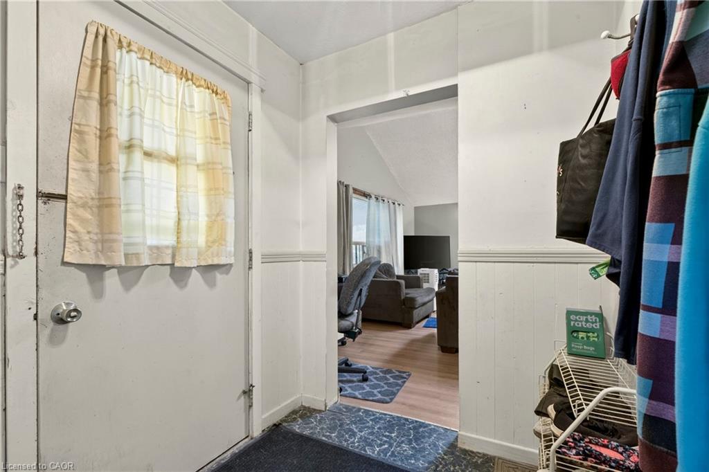 76 Teal Avenue Property Photo 4