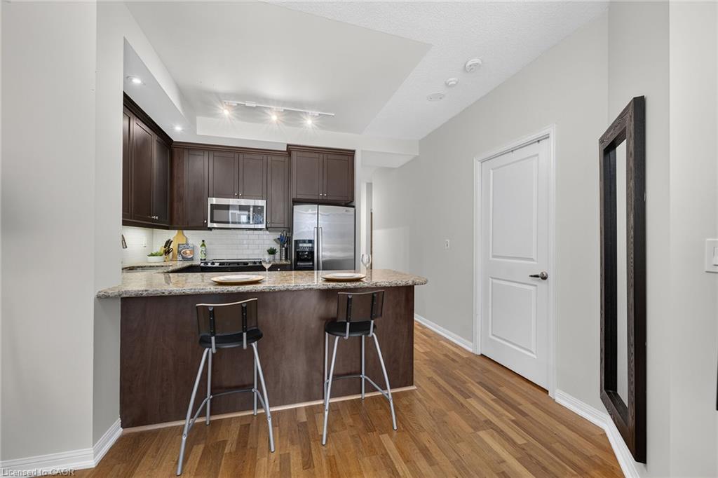 509-628 Fleet Street Property Photo 9