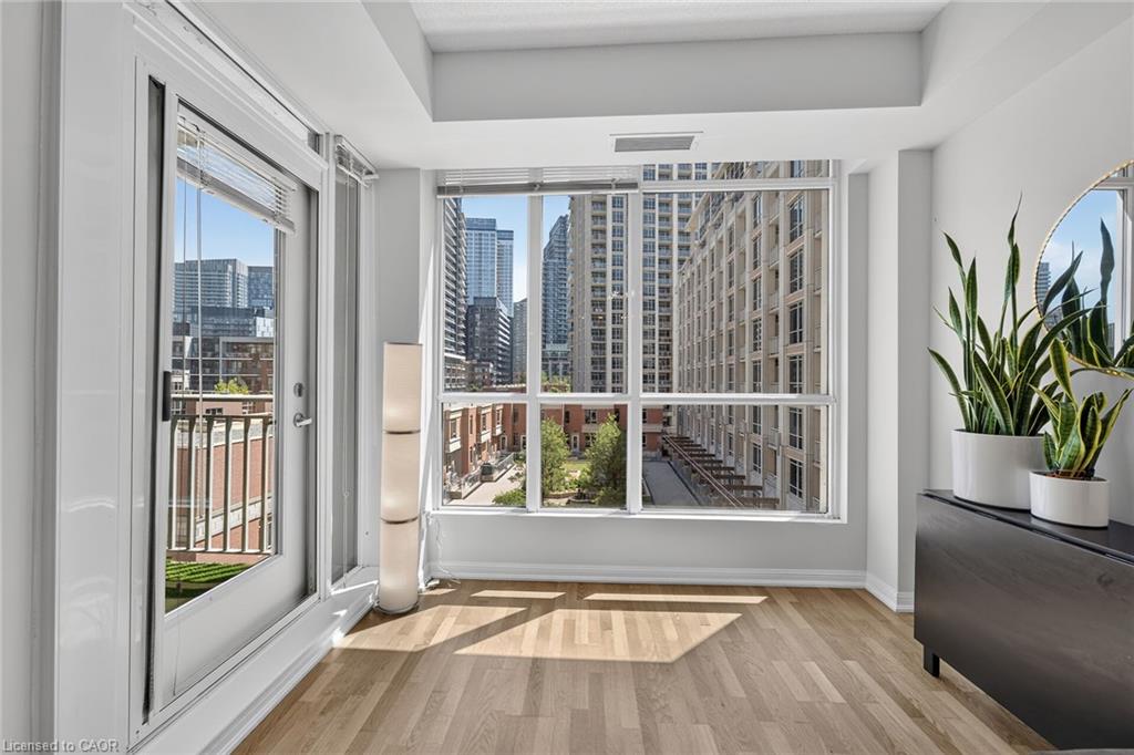 509-628 Fleet Street Property Photo 17