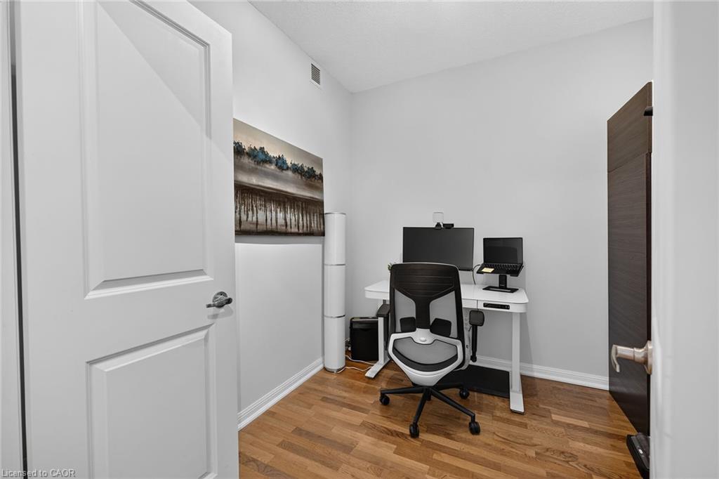 509-628 Fleet Street Property Photo 29
