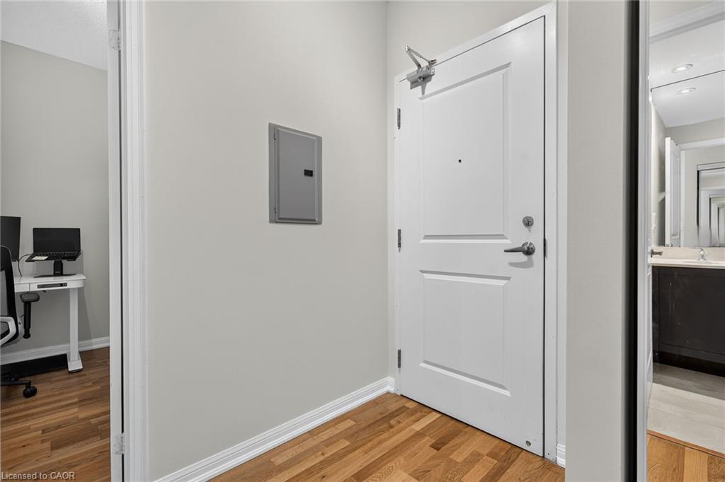 509-628 Fleet Street Property Photo 32