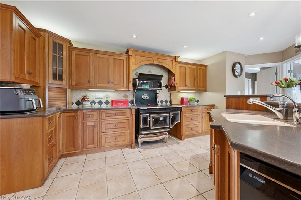 2800 Moser Young Road Property Photo 17