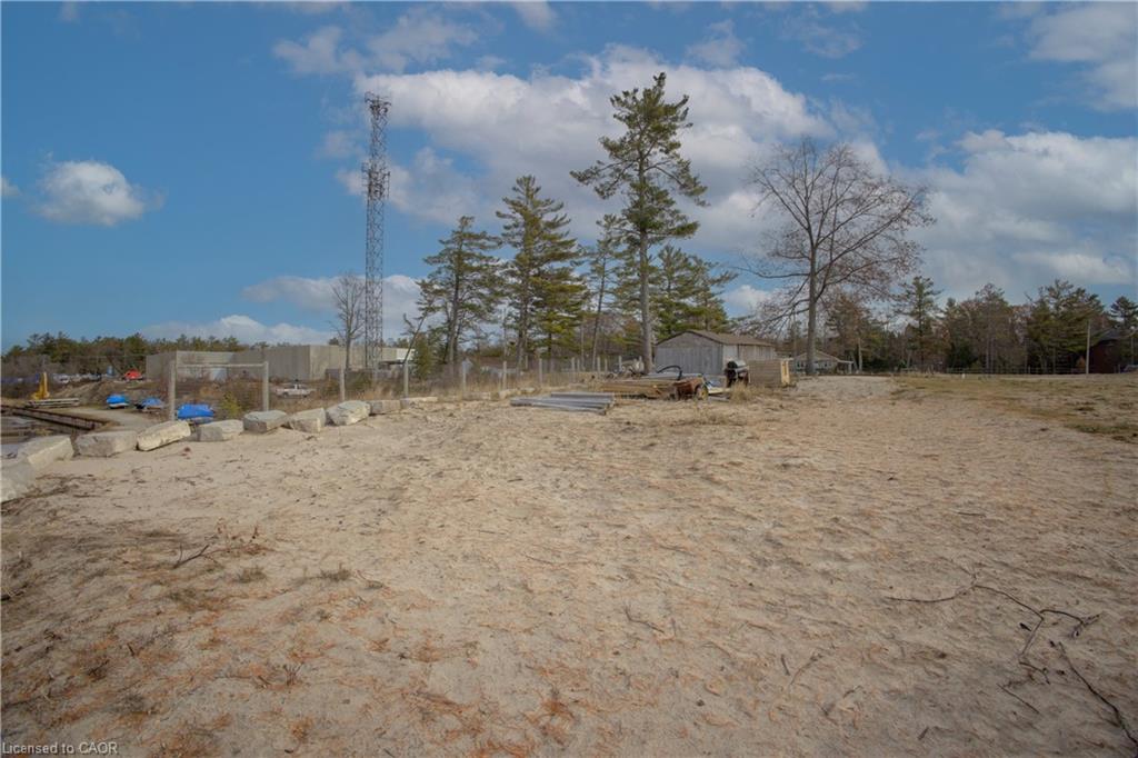 6 Browns Lane Property Photo 12