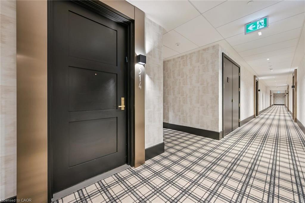 314-6523 Wellington 7 Road Property Photo 2