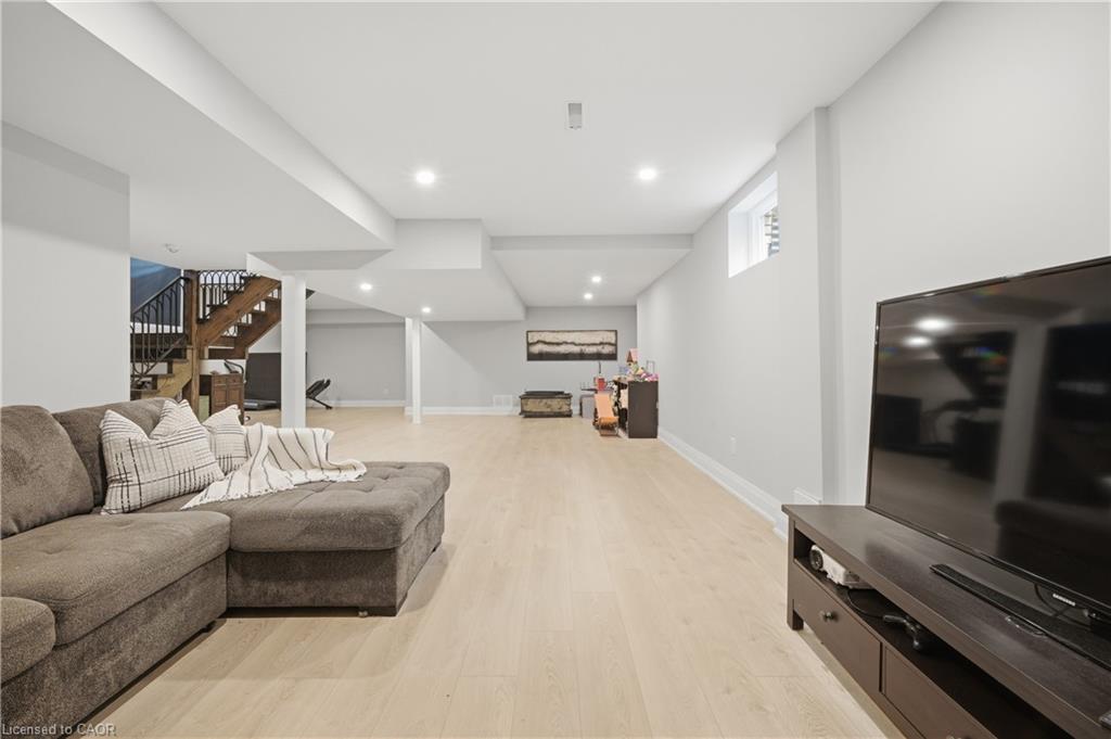 81 Flanders Drive Property Photo 35
