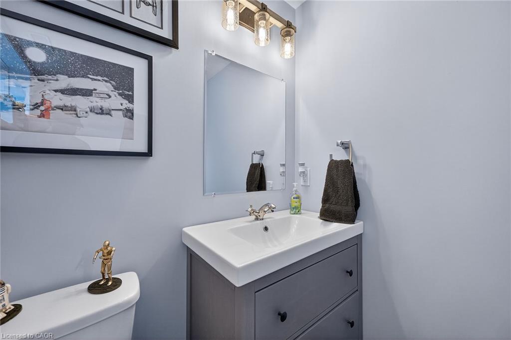 10 Amber Street Property Photo 38