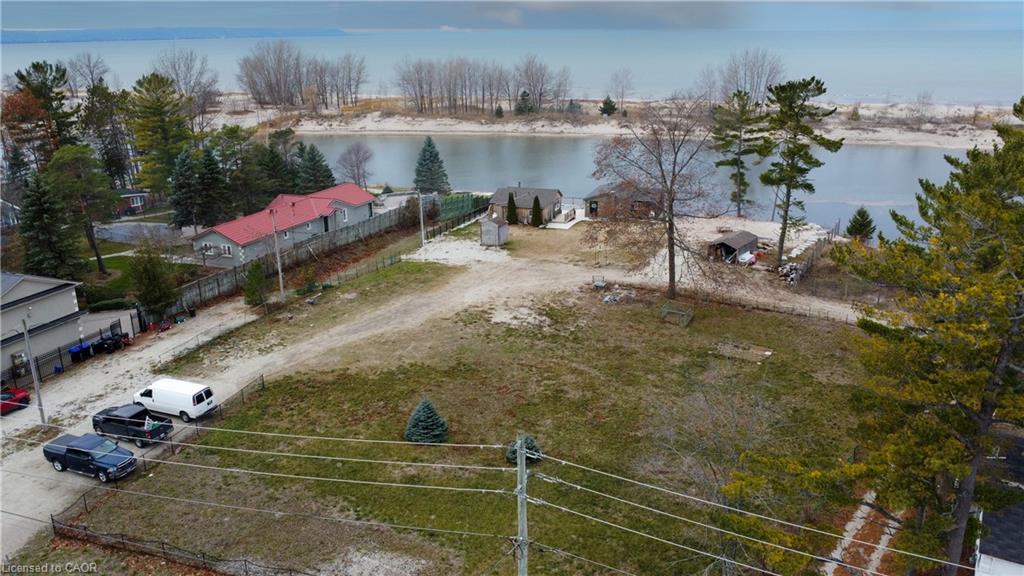 A-326 River Road E Property Photo 1