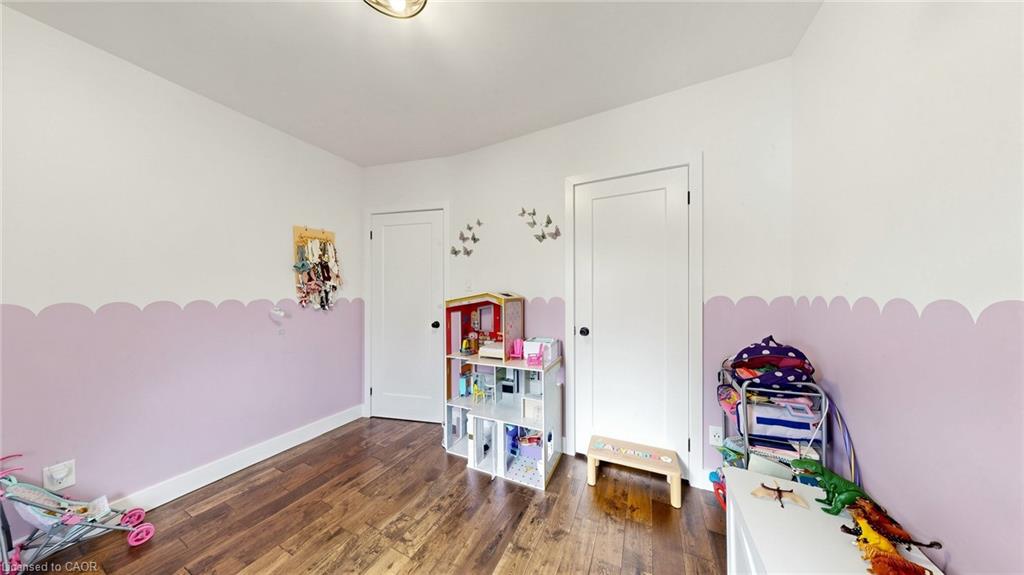 33 Neapolitan Drive Property Photo 23