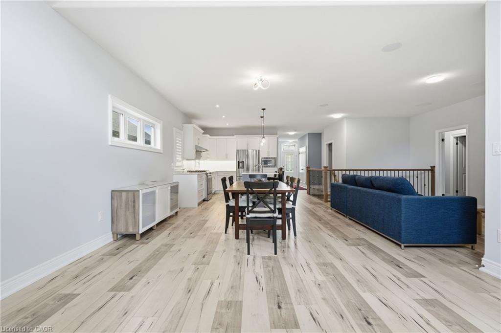 35 Butlers Drive N Property Photo 16