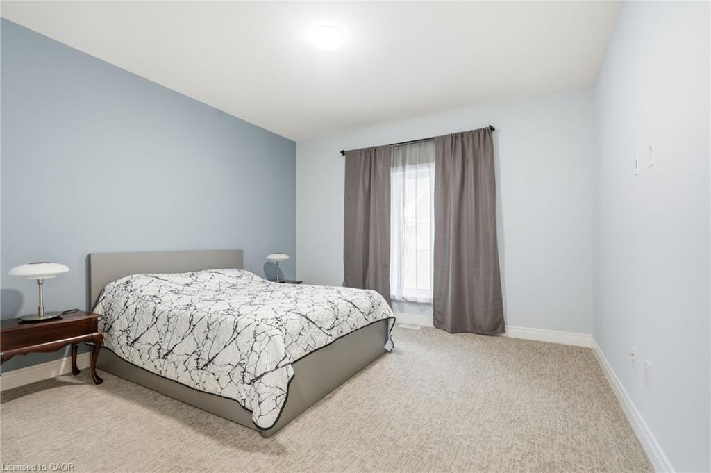35 Butlers Drive N Property Photo 18