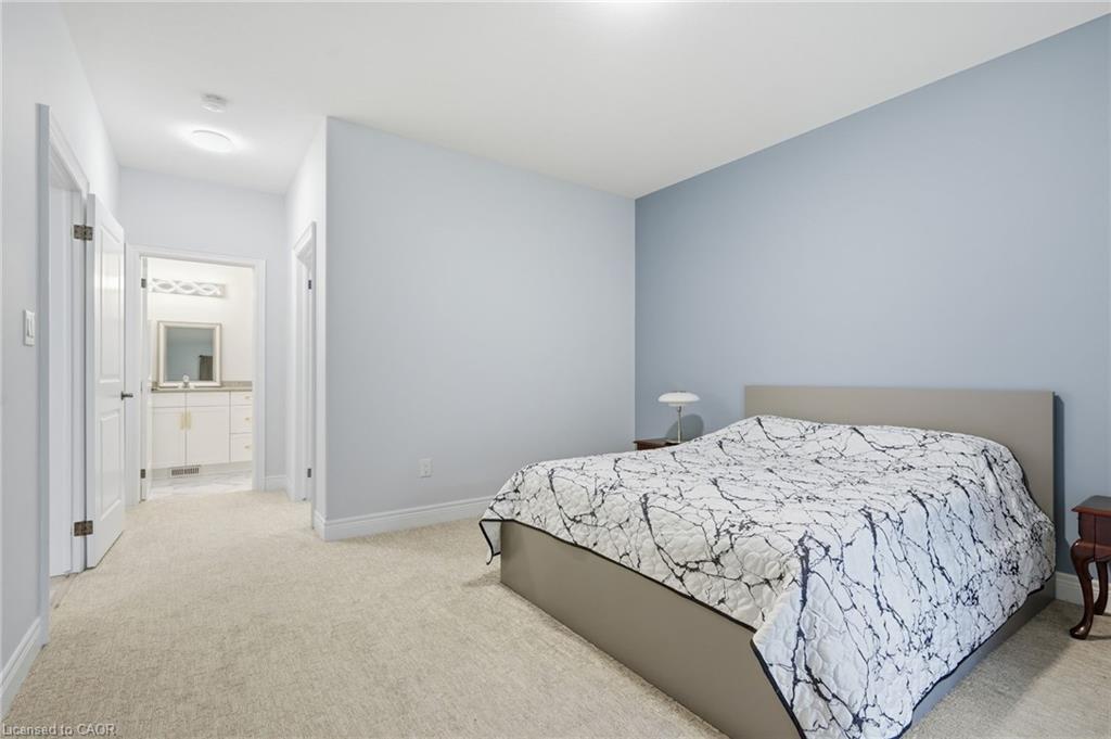 35 Butlers Drive N Property Photo 19