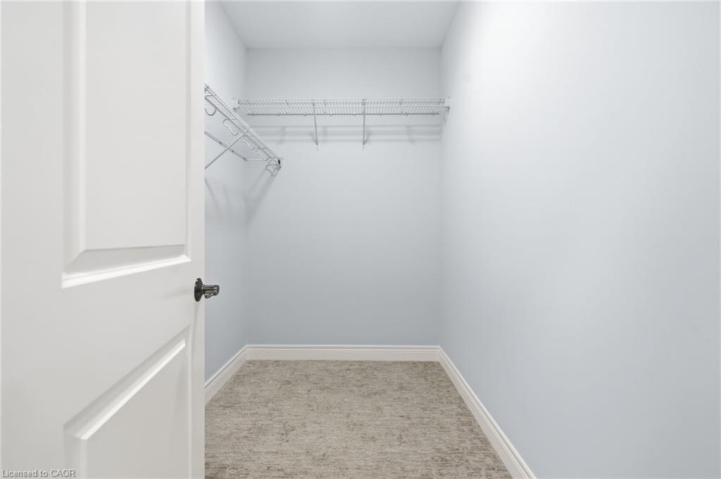 35 Butlers Drive N Property Photo 22