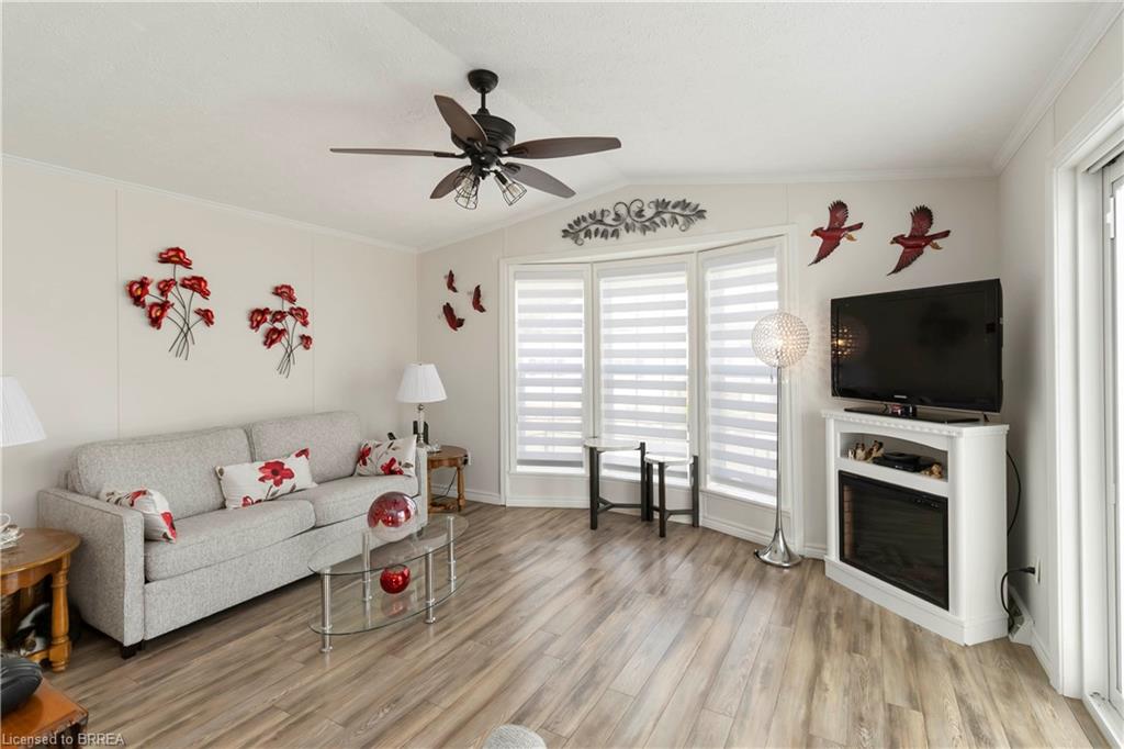 27 Elm Street Property Photo 10