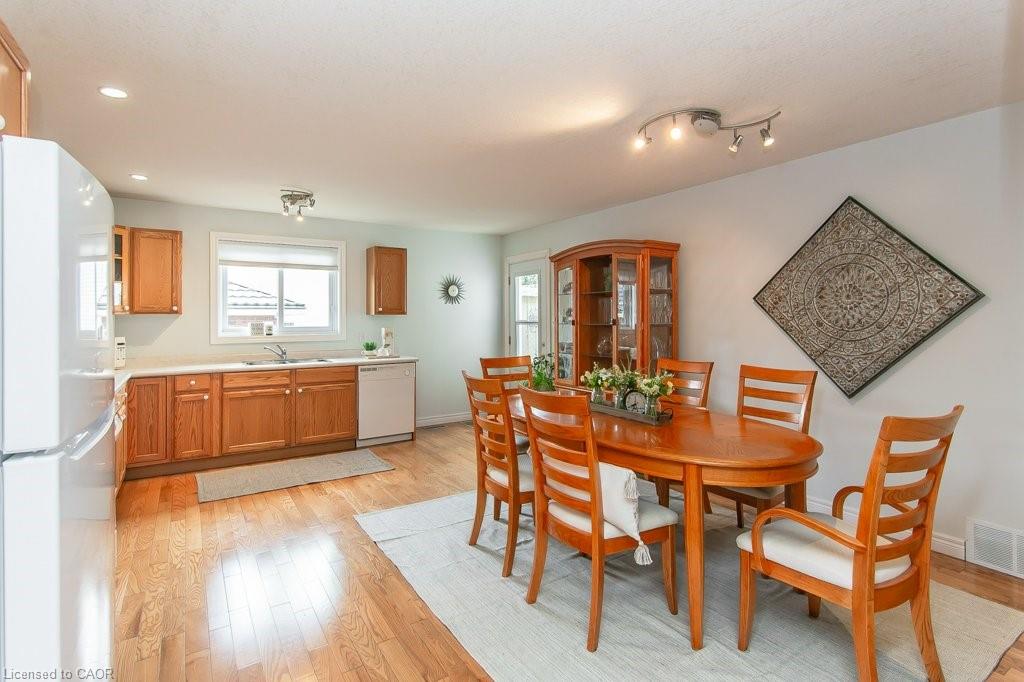 77 Lawrence Street Property Photo 12