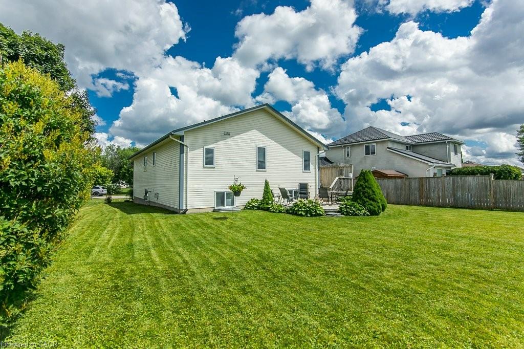 77 Lawrence Street Property Photo 39