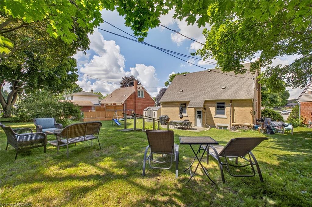 531 Philip Crescent Property Photo 41
