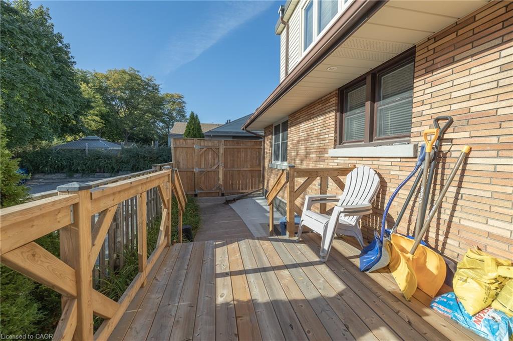 11 Belmont Avenue W Property Photo 30