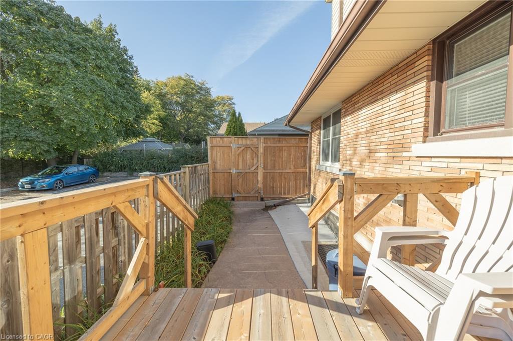 11 Belmont Avenue W Property Photo 31
