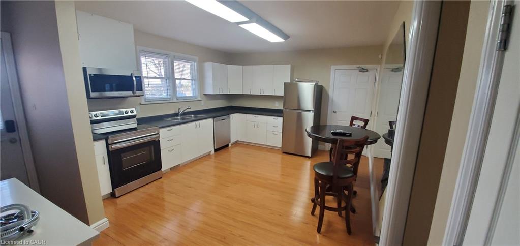 11 Belmont Avenue W Property Photo 38