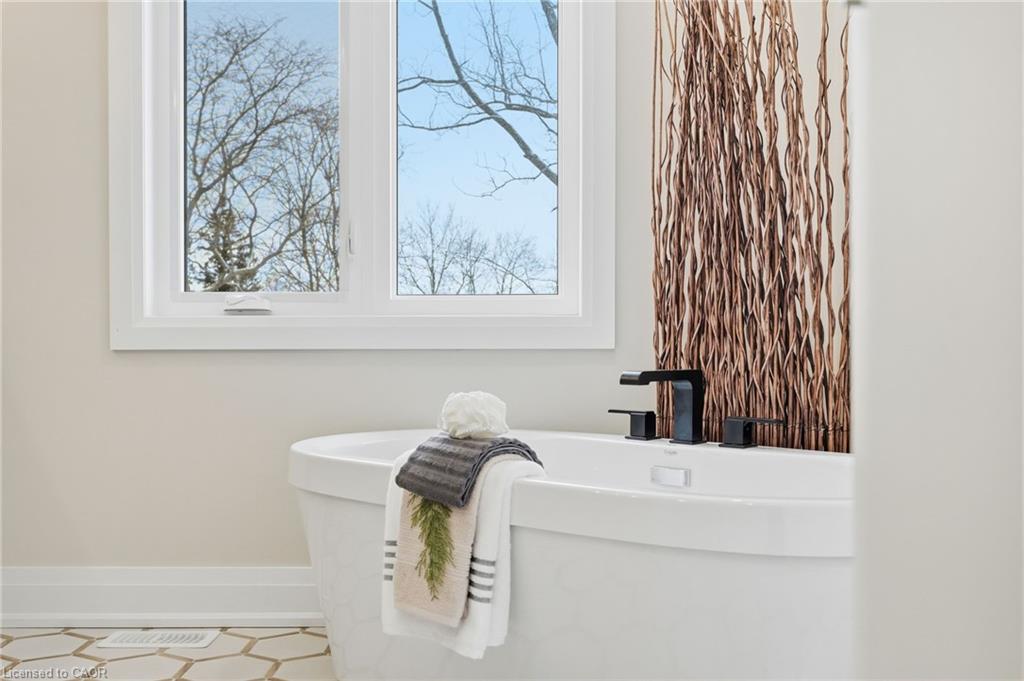 7 Bartlett Avenue Property Photo 33