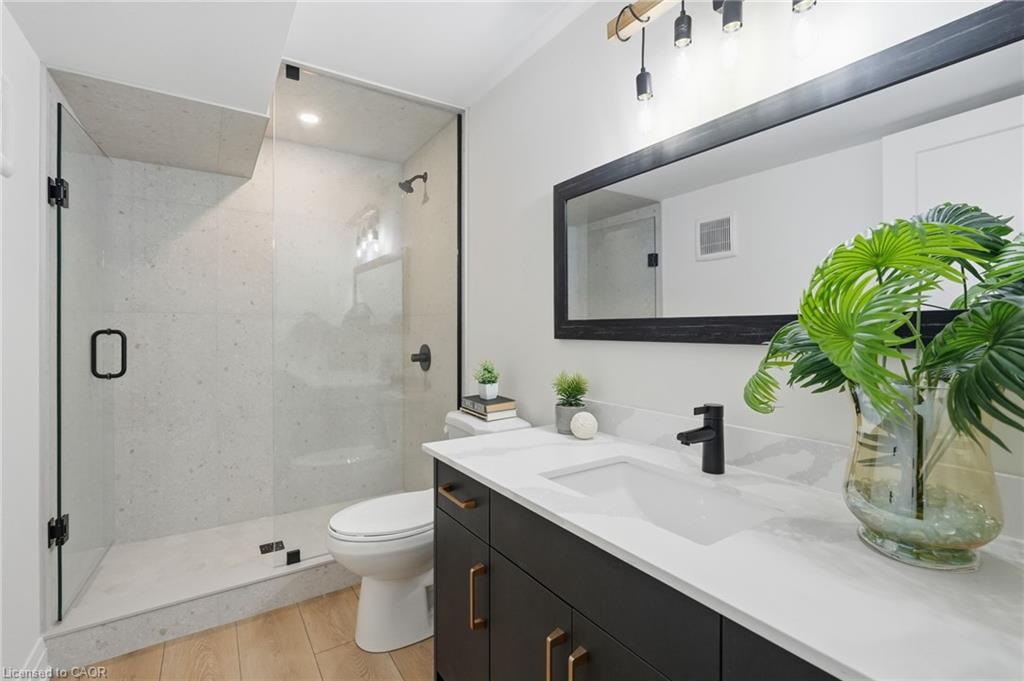 7 Bartlett Avenue Property Photo 40