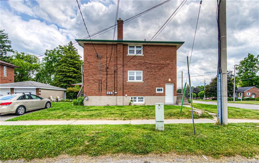 218 Margaret Avenue Property Photo 8