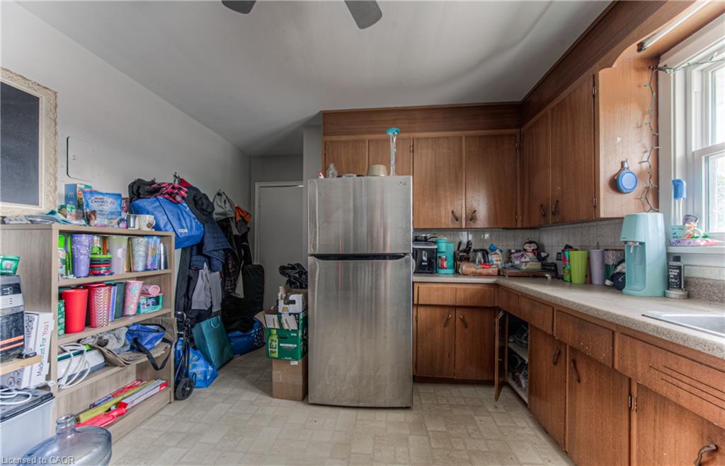 218 Margaret Avenue Property Photo 27