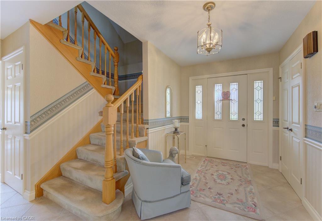 298 Roxton Drive Property Photo 2