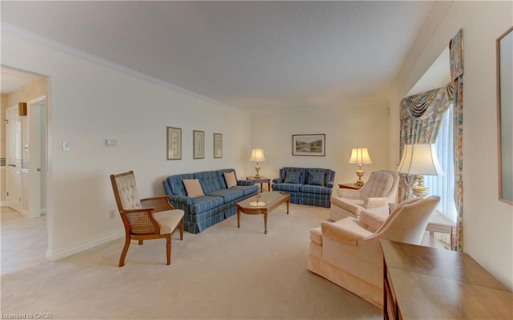298 Roxton Drive Property Photo 4