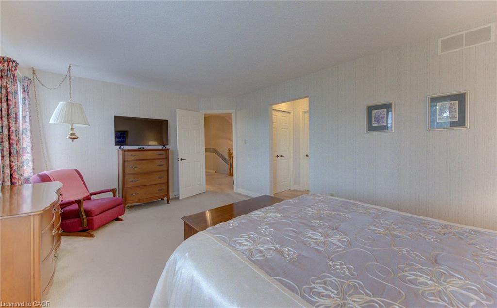 298 Roxton Drive Property Photo 19