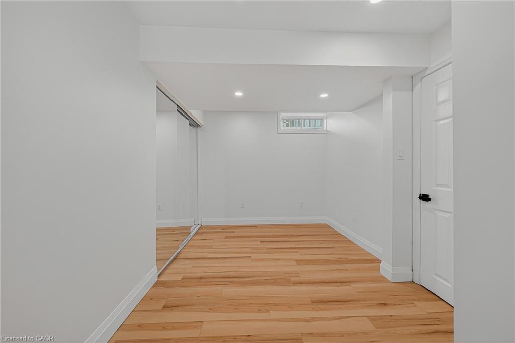 101 Anastasia Crescent Property Photo 20