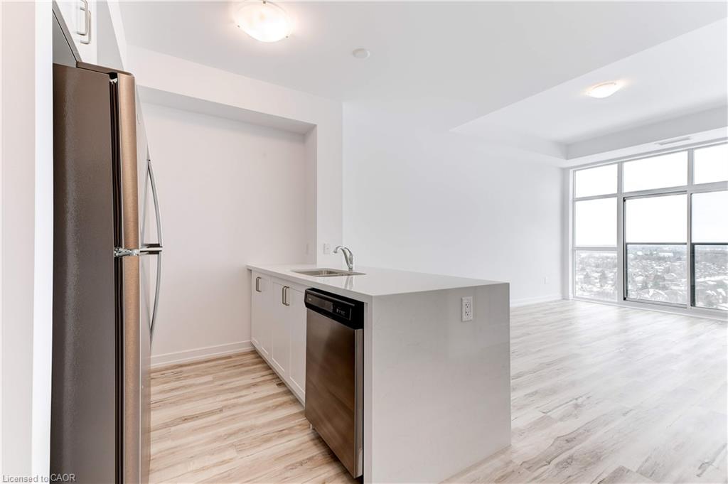 1204-450 Dundas Street Property Photo 12