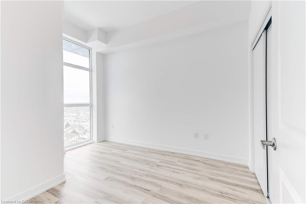 1204-450 Dundas Street Property Photo 22