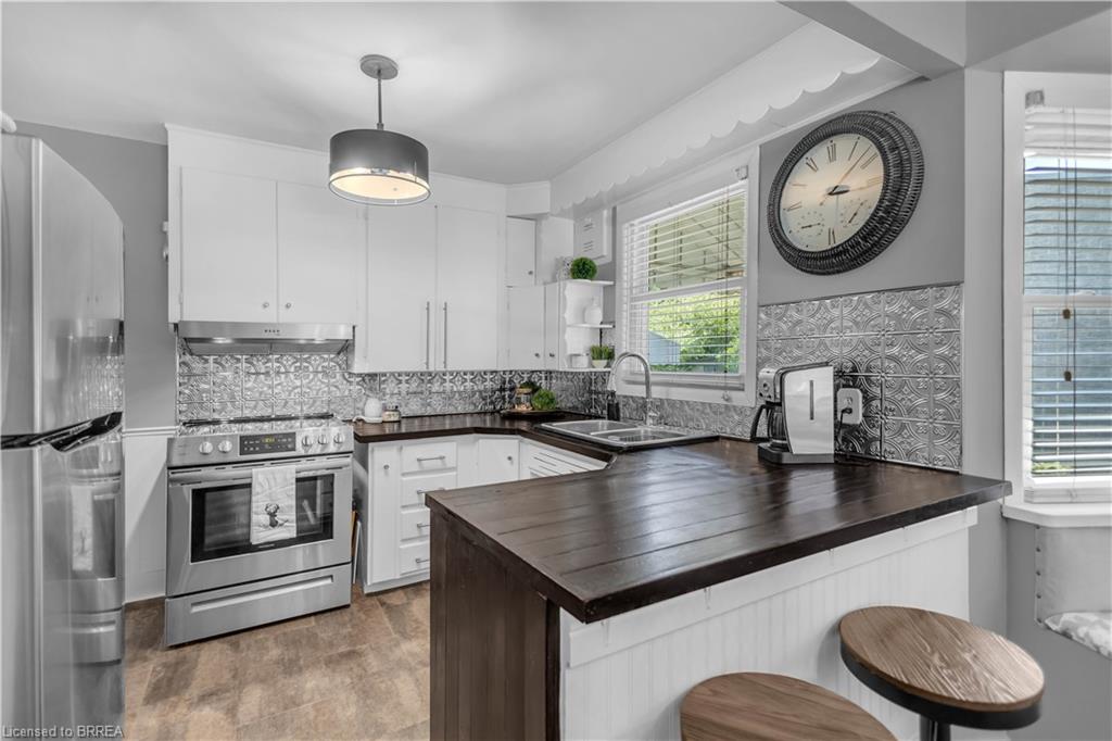 157 Stanley Street Property Photo 11
