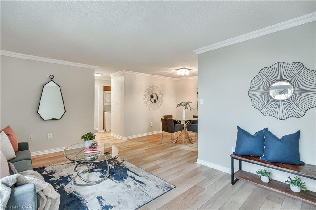 305-222 Jackson Street W Property Photo 4