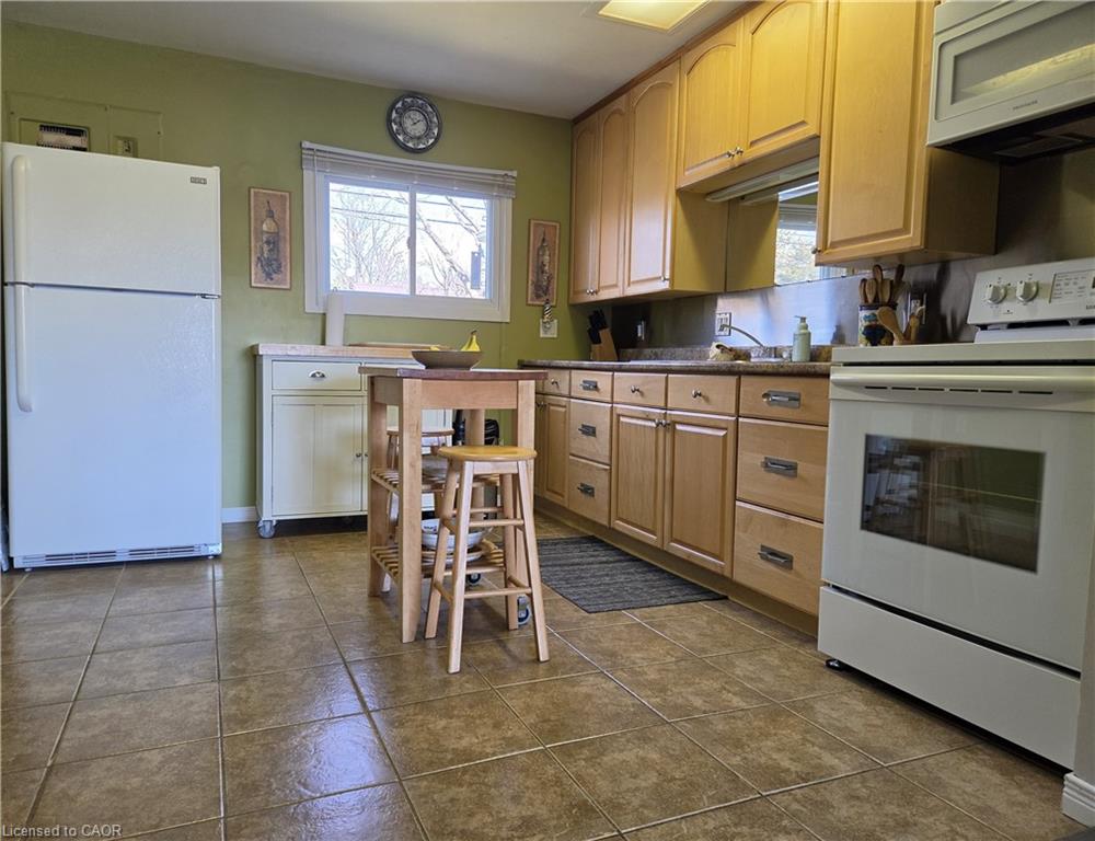 108 New Lakeshore Road Property Photo 8