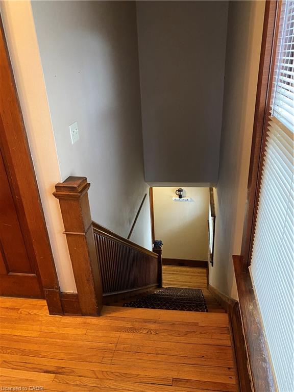 8 Centre Street Property Photo 11