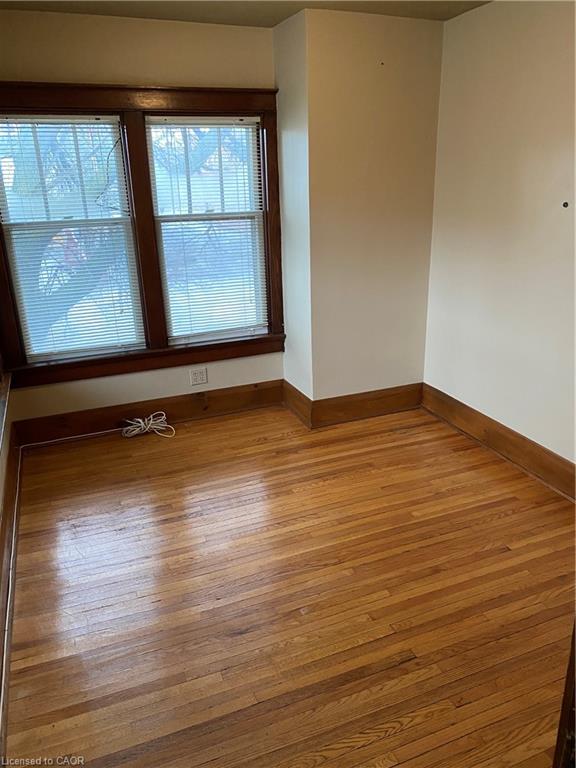 8 Centre Street Property Photo 13