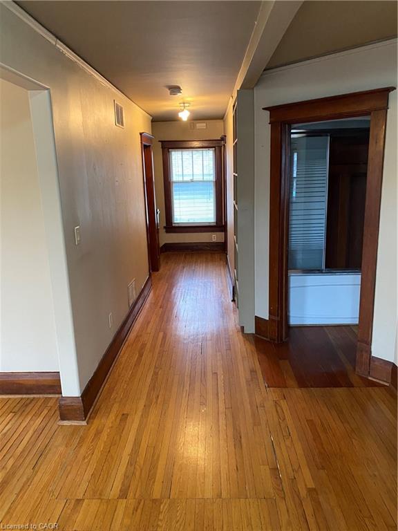 8 Centre Street Property Photo 14