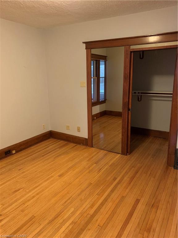 8 Centre Street Property Photo 18