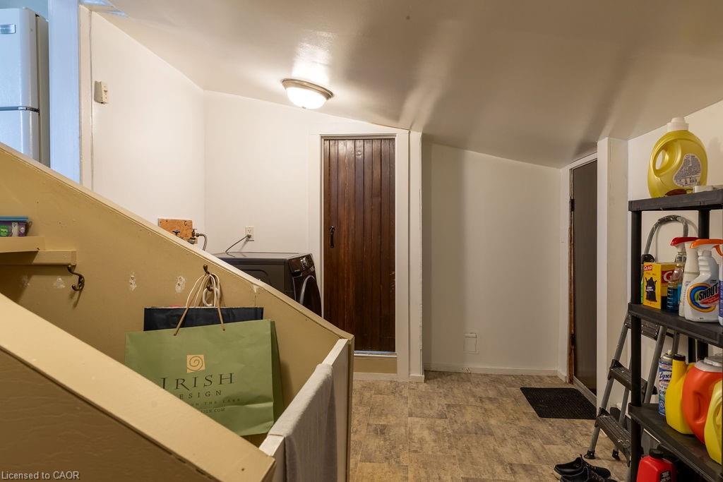 257 Union Street Property Photo 4