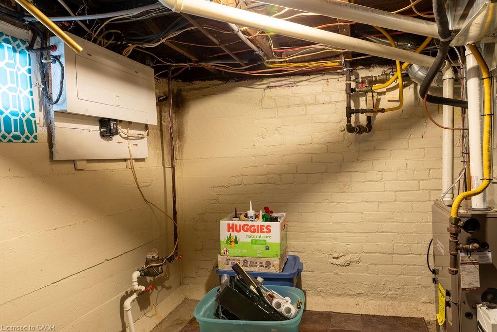 257 Union Street Property Photo 9