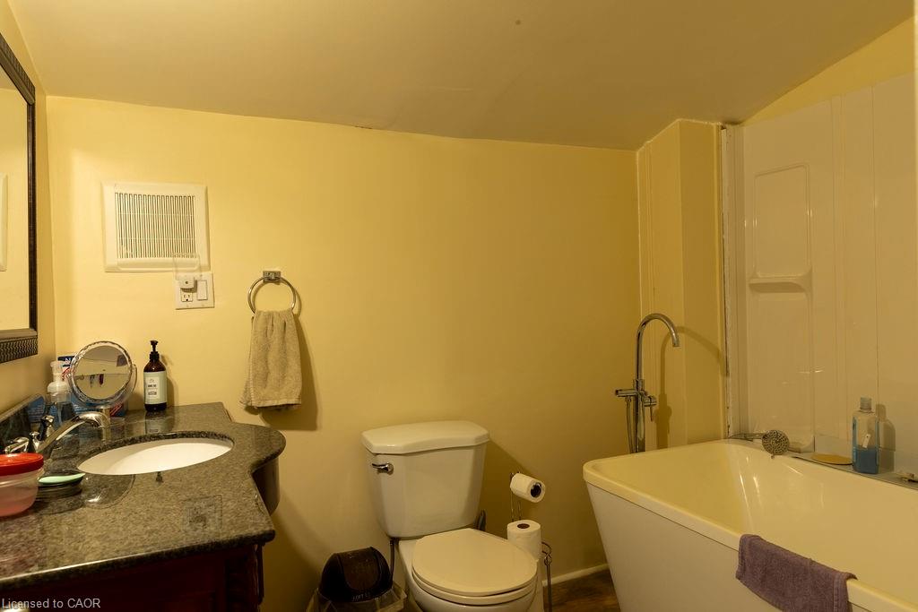 257 Union Street Property Photo 10