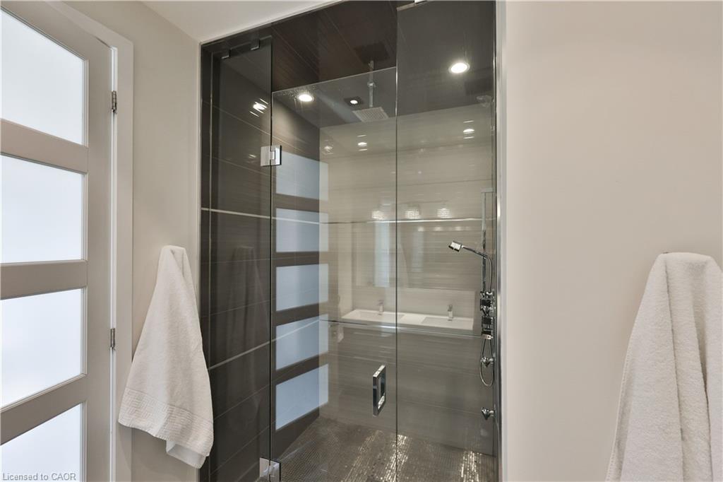 647 Montbeck Crescent Property Photo 30