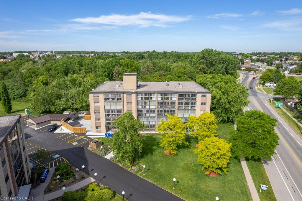 406-400 Champlain Boulevard Property Photo 1