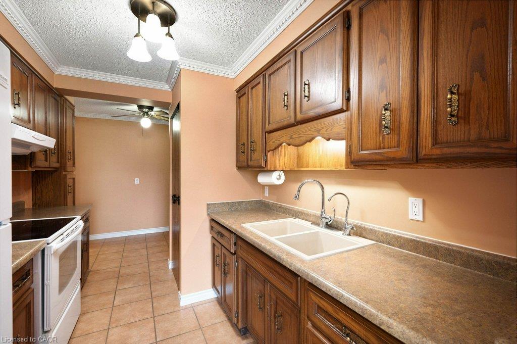 406-400 Champlain Boulevard Property Photo 5