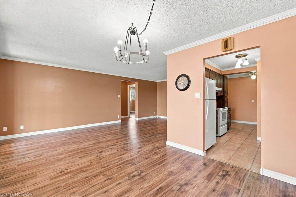 406-400 Champlain Boulevard Property Photo 12